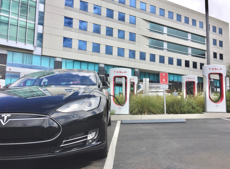 Nachhaltiges Unternehmen mit E-Autos in San Diego