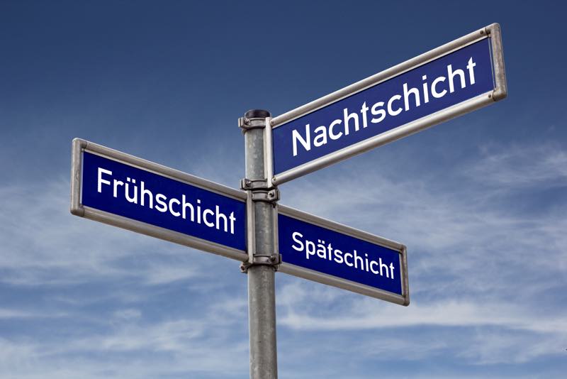 Schild Schichtarbeitszeiten